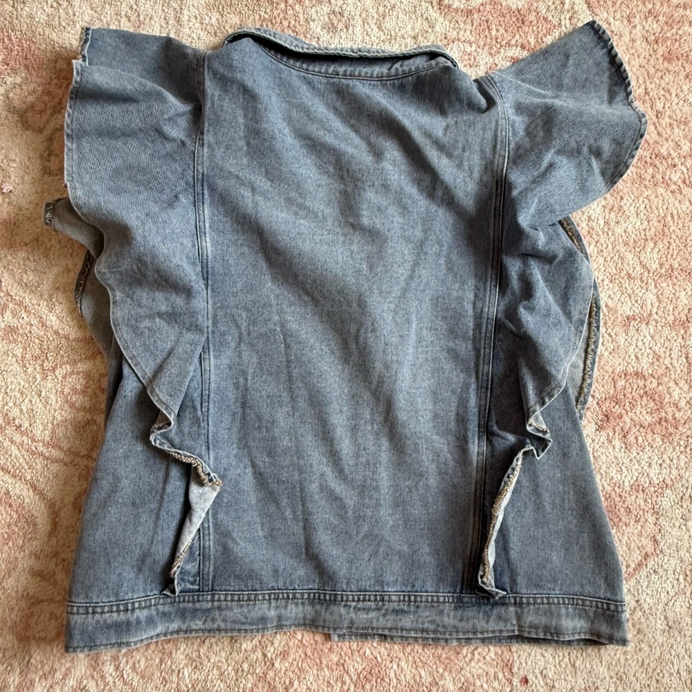DENIM RUFFLE SLEEVE VEST - Picture 3 of 3
